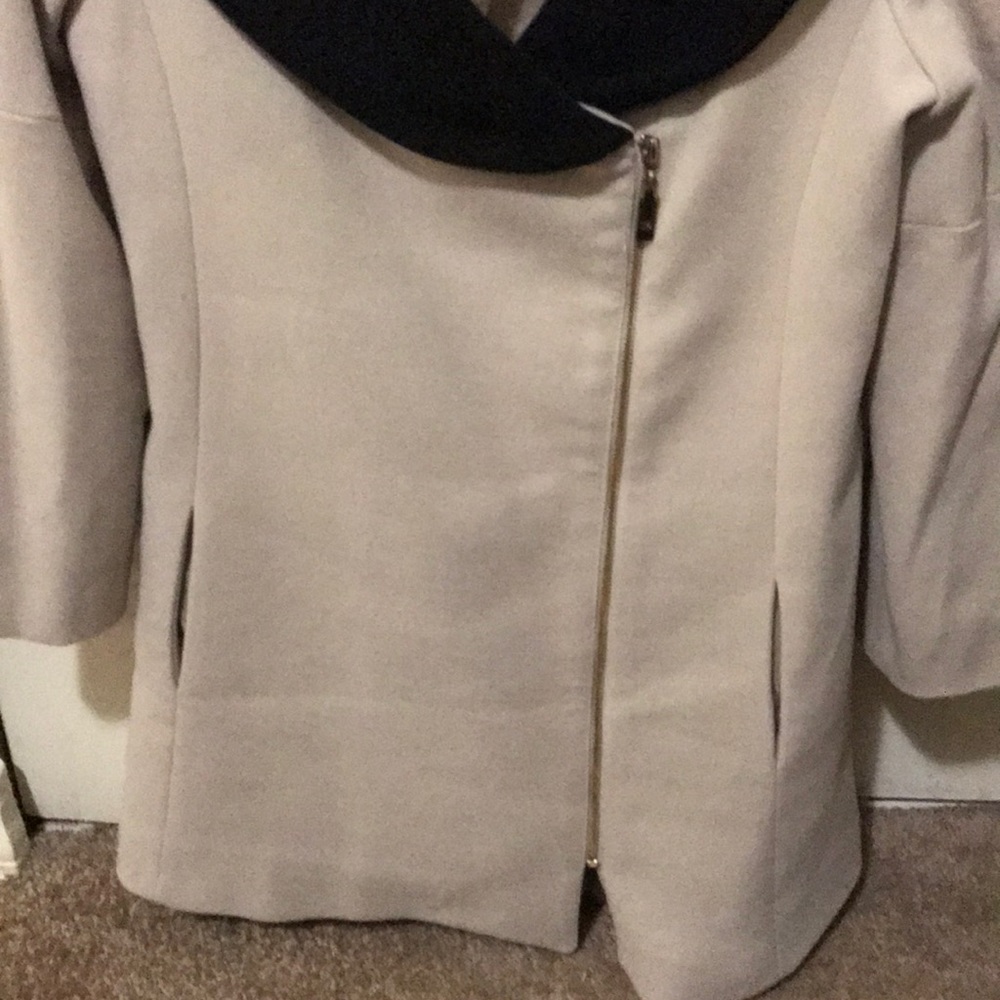 coat - Picture 5 of 5